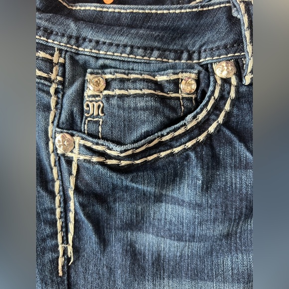🤩 NEW LISTING! Miss Me Jeans Boot Rhinestone Embellished JS400952 Embroidered - Picture 5 of 12
